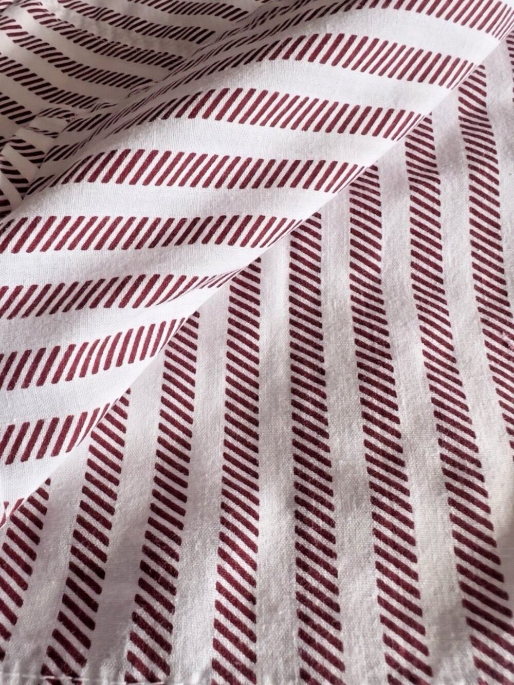 LACOSTE QUEEN Flat Sheet Red White Ticking Stripe Cotton Blend France Designed - Picture 5 of 9